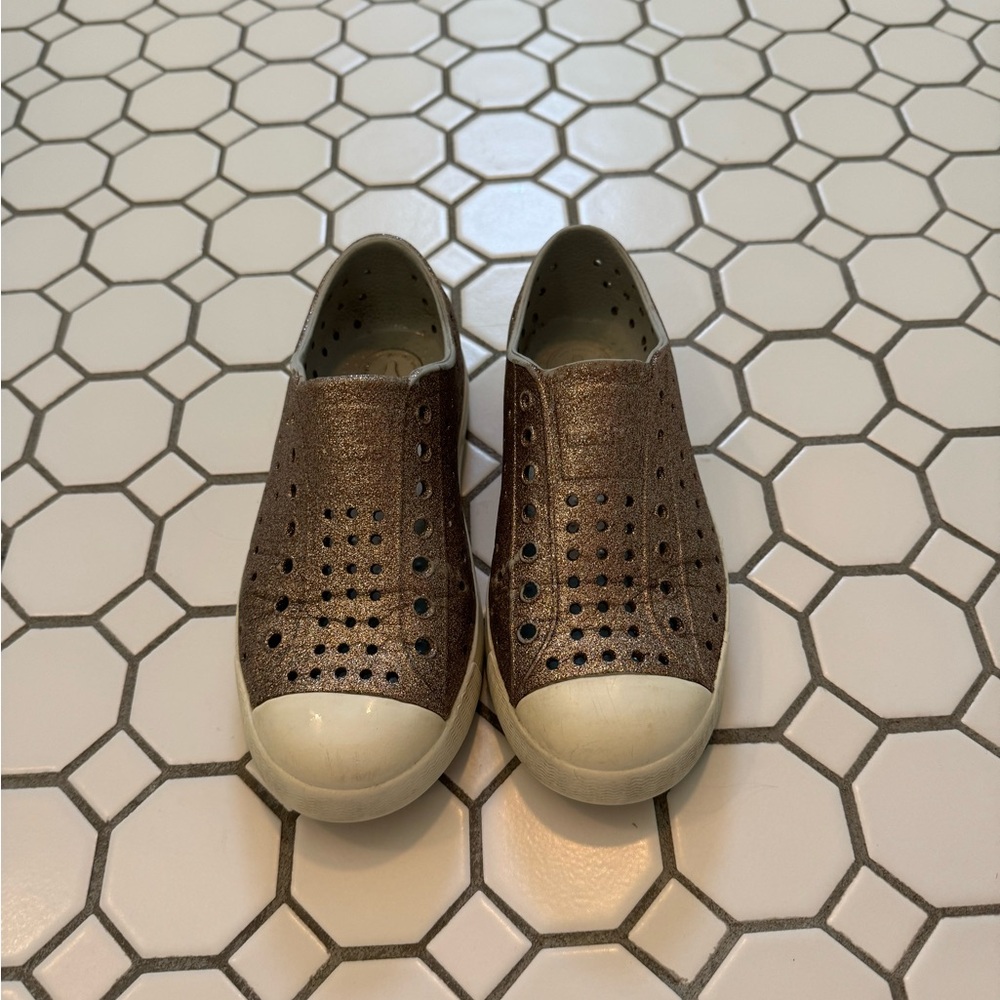 Gold glitter Natives